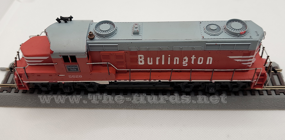 8th view of the Mantua-Tyco Burlington #5628 EMD GP-20 in my HO-scale Collection