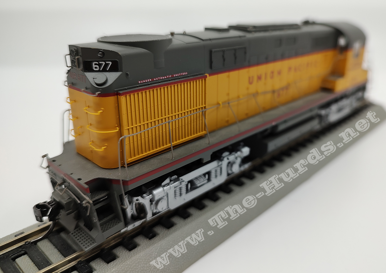 6th view of the Life-Like DCC with Sound Union Pacific #677 Alco RS27 in my HO-scale Collection