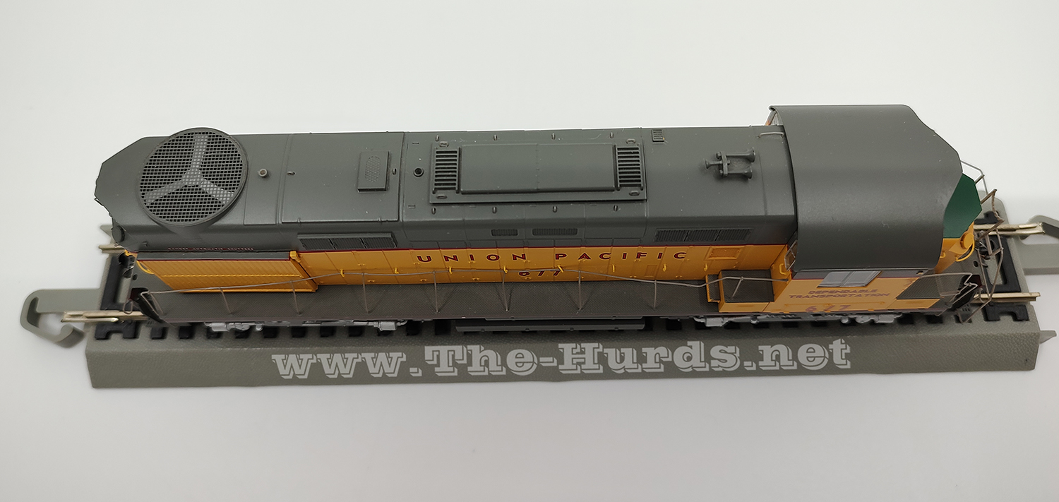 7th view of the Life-Like DCC with Sound Union Pacific #677 Alco RS27 in my HO-scale Collection