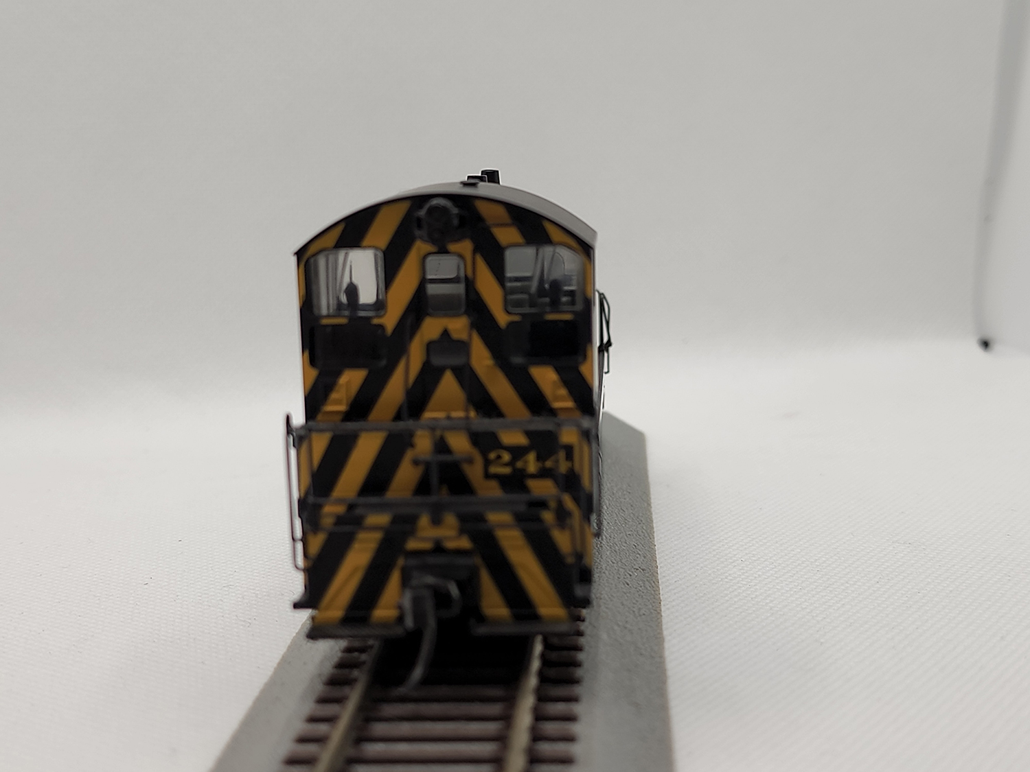 8th view of the Life-Like Nickel Plate Road SW9 Diesel Locomotive #244 in my HO-scale Collection