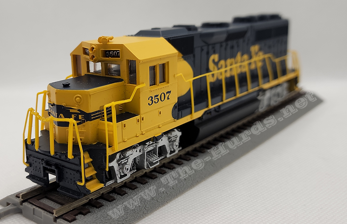 4th view of the Bachmann DCC Santa Fe #3507 EMD GP-40 in my HO-scale Collection
