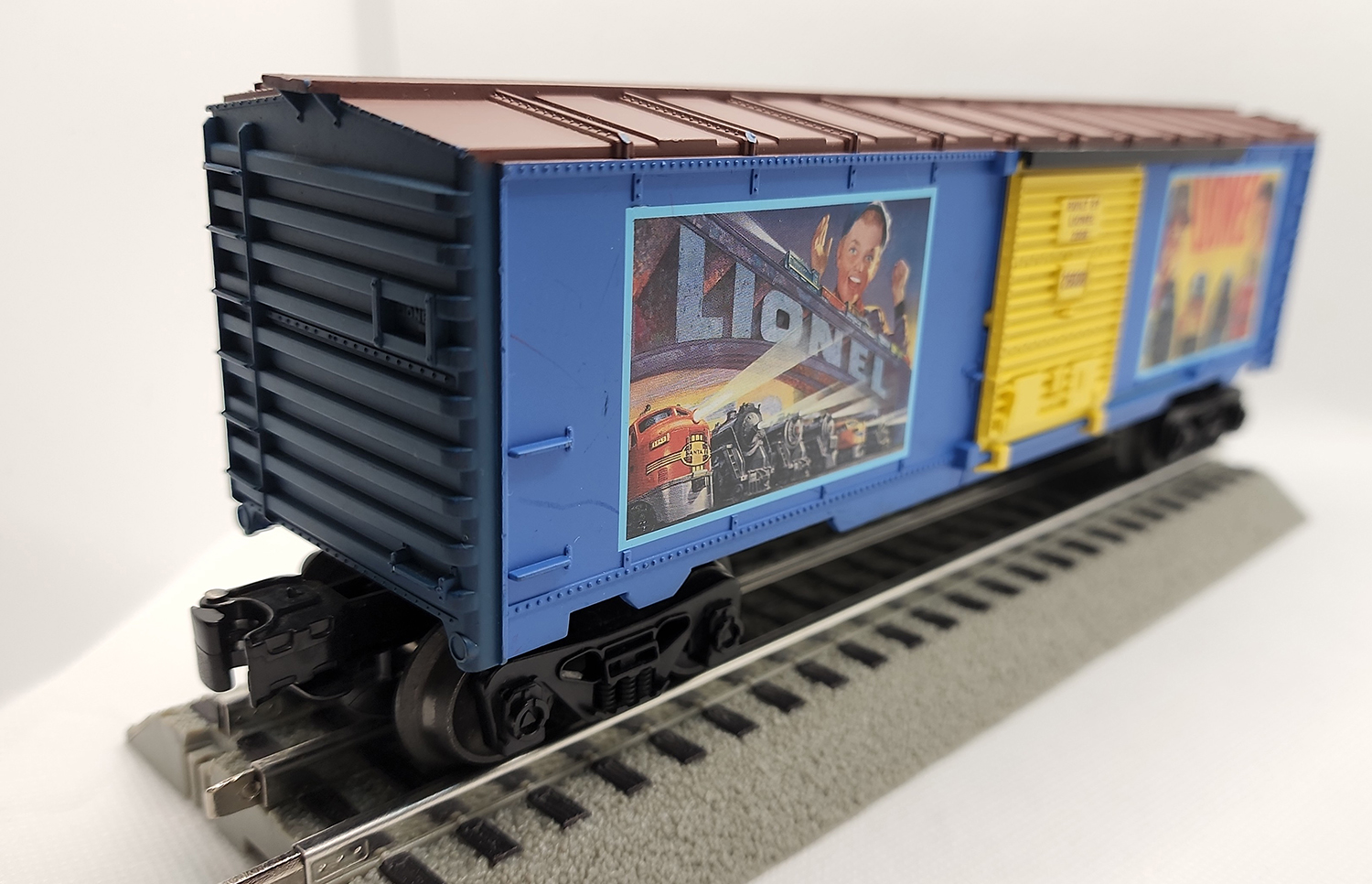 4th view of the Lionel 2006 Billboard Car #25030 in my O-scale Collection